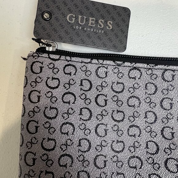 Guess Junction Travel Makeup Bag Zipper 8”x10” New With Tags - Picture 5 of 9